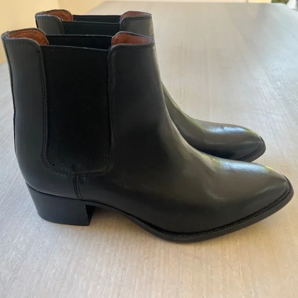 FRYE Dara Black Leather Chelsea Booties Stacked Heel 6.5 - Picture 3 of 7